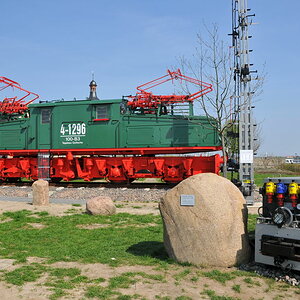 DSC 48640008