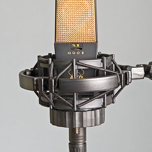 AKG C414 001
