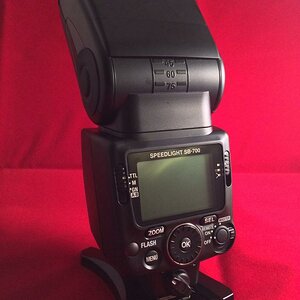 Nikon SB-700