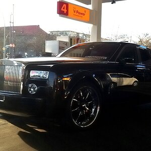 Rolls verschluckt Up