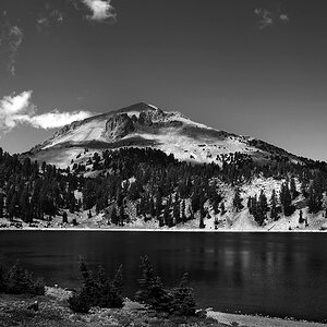 DSC 4182 Lake Helen  Lassen NP sw 1000