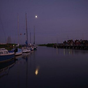 Mondschein im Hafen