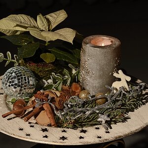 D713587 1