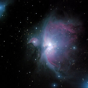 M 42  vom 08.02.2011, aufgenommen 86 Bilder zu je 30 Sekunden = 43 Minuten Gesamtbelichtung mit 20,3 cm Newton bei f/5 und einer Nikon D40X bei ISO 40