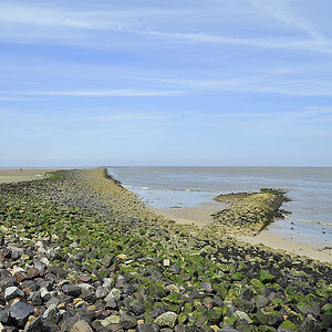 Cuxhaven, Buhnenlandschaft an der Elbmündung (7000188x)