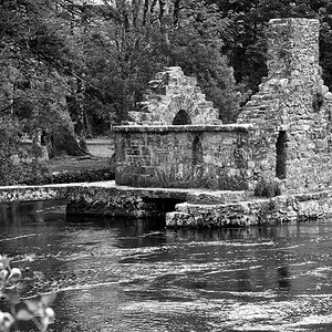 2130531 2270 sw FishingHouse Cong Abbey Connemara 1024