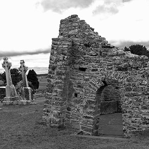2130531 2302 sw Clonmacnoise 1024