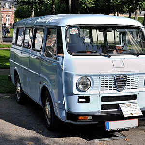 AlfaRomeo F12 Kleinbus