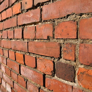 05 Backsteinwand