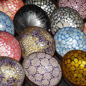 Bunte Schalen