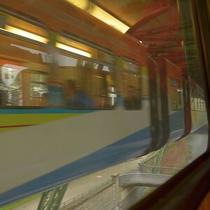 Begenen sich zwei Schwebebahnen