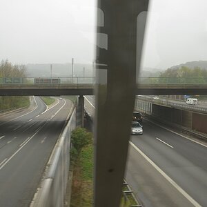 einmal quer über die Autobahn