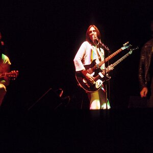 Genesis 1975 The Lamb Lies Down On Broadway Tour - Peter Gabriel, Steve Hacket, Mike Rutherford.
Konzert in Düsseldorf