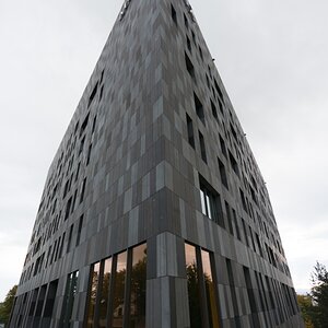 Mudam 0667 02