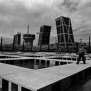 Madrid Architektur 4.tif.