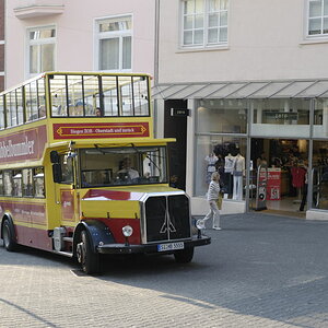Stressfrei mit dem Hübbelbummler in die Altstadt Siegen
(Hübbel = Hügel/Berg)
