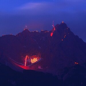 Sonnwende - Berge in Flammen