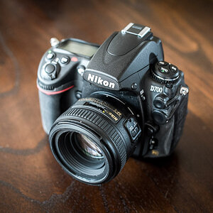 D700