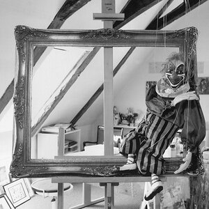 Rahmen mit Marionette