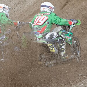 Cross006