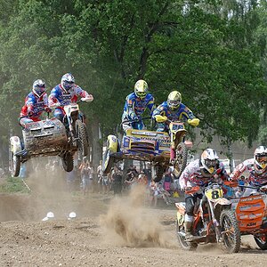 Cross07