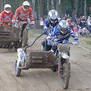 Cross012