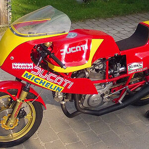 Ducati Rennmaschine 1a