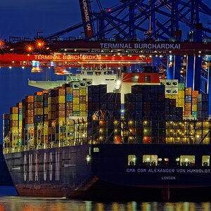 CTB,CTE abends,CMA CGM A.v.Humboldt 075 DxO