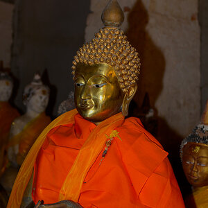 Statue