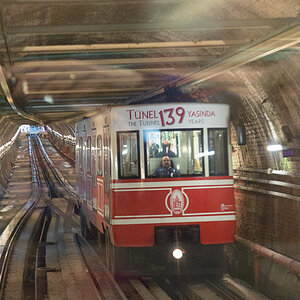 B27A8231