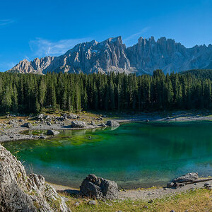 Der Karersee mit der Latemargruppe