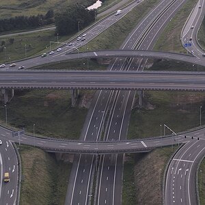 Kreisverkehr bei Schiphol
2434