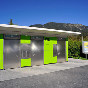 High-Tech-Stadion-WC
