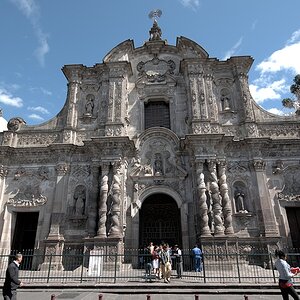 s225 LaCompaniaDeJesus 0710  1