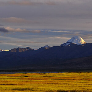 Mt. Kailash mit Lake Manasarovar