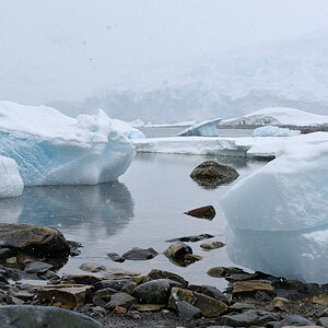 Eiswürfel, Charlotte Bay
3306