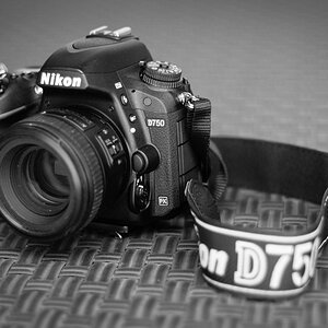 D750 001