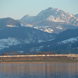 Vor Rapperswil an einem schönen Abend