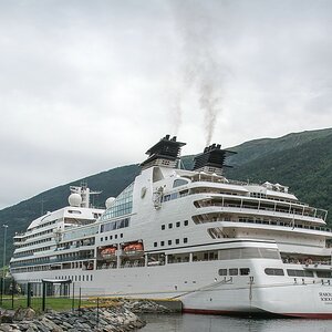 Seabourn Flam