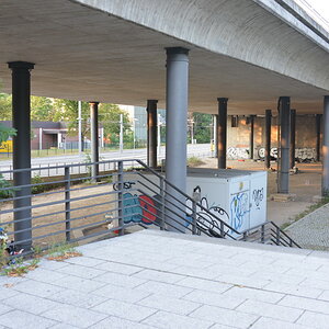 DB 150511 8158 BhfNFF
Ein Wohn- / Lebensort ?!?!