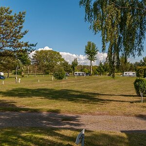 comp DSC 5704123