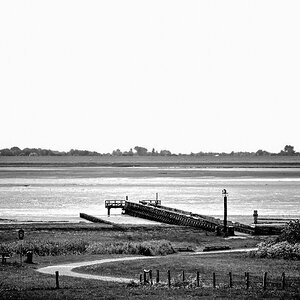 Der Steg ins Meer