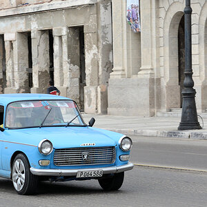 Peugot404 am Malecón in Havanna
6377