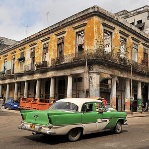 Hausecke in Havanna
4321
