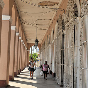 Säulengang in Cienfuegos
6842
