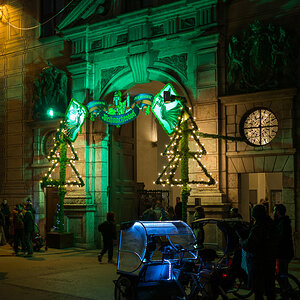 Residenz Eingang Weihnachtsmarkt