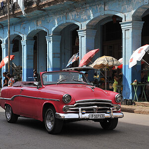 rot in Havanna
 1253