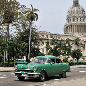 Pontiac in Havanna
 1447