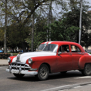 Pontiac in Havanna
 1443