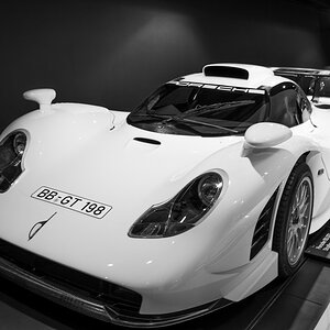 Porsche 911 GT1